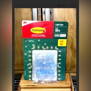 NWT: Command Light Clips (outdoor)